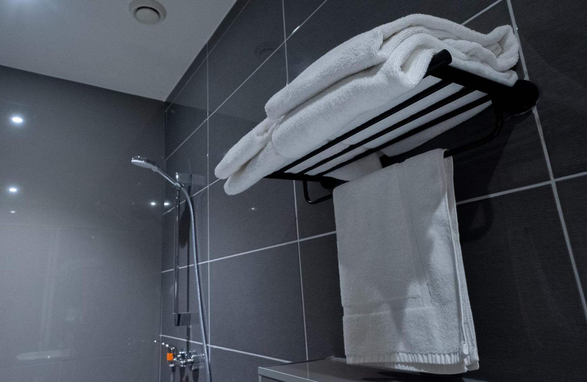 Ma Airport Hotel Hoofddorp Ngoại thất bức ảnh